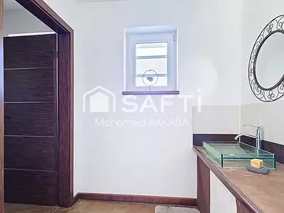 Maison, 303 m²
