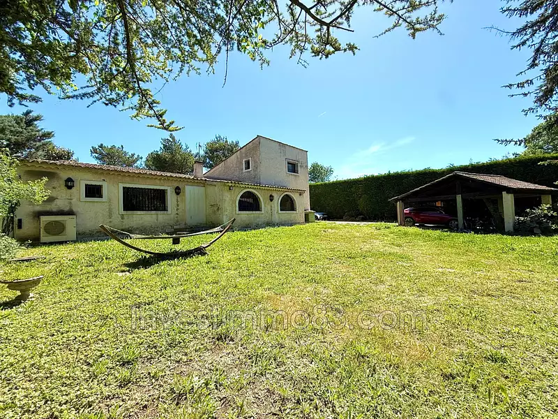 Maison, 250 m²
