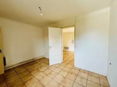 Terrain, 251 m²