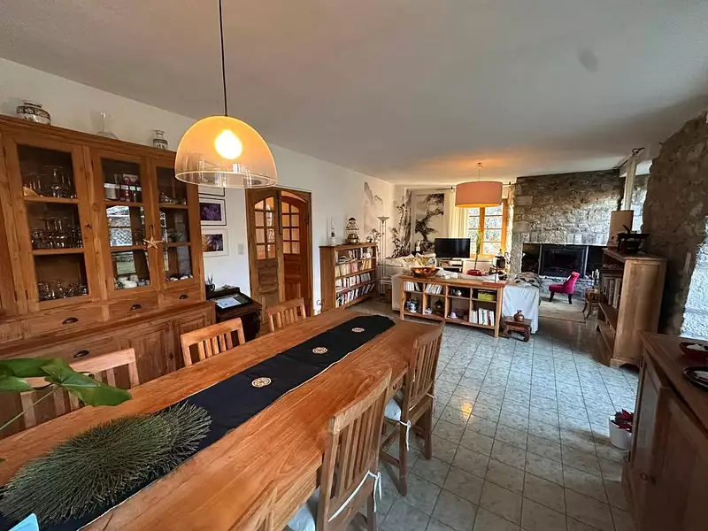 Maison, 340 m²