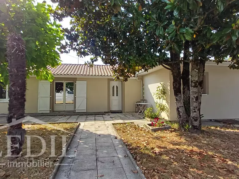 Maison, 174 m²
