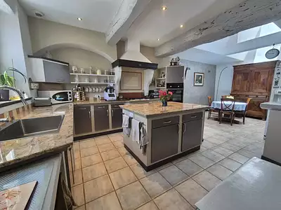 Maison, 290 m²