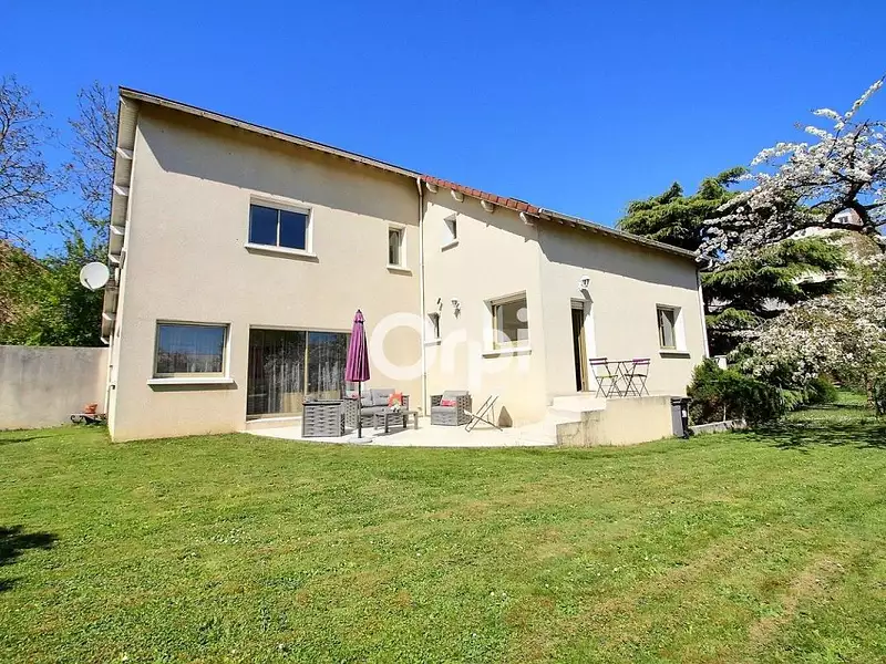 Maison, 157 m²