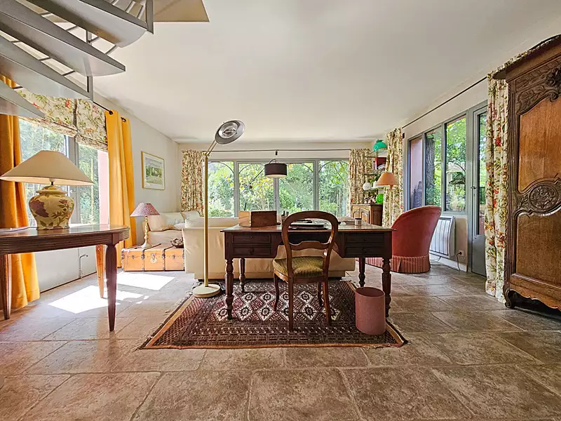 Maison, 180 m²