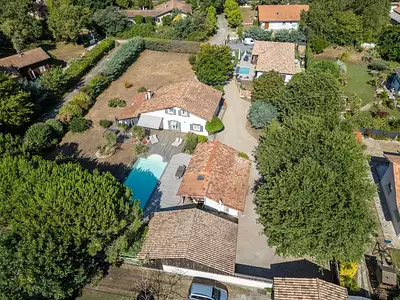 Maison, 231 m²