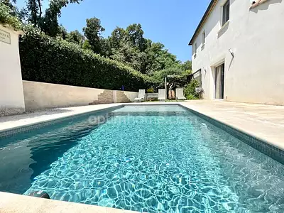 Maison, 92 m²