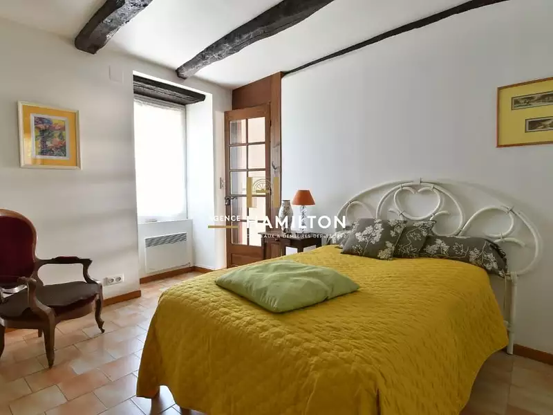 Maison, 223 m²