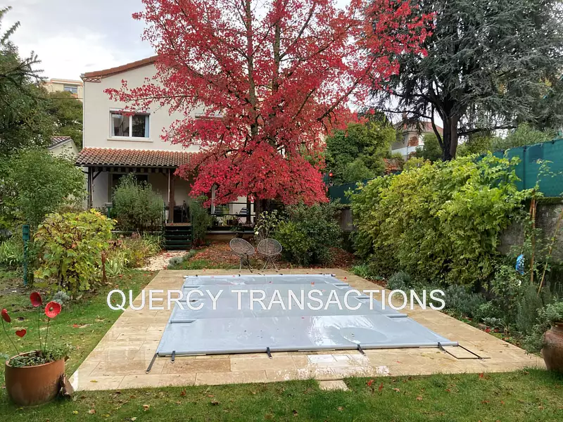 Maison, 220 m²