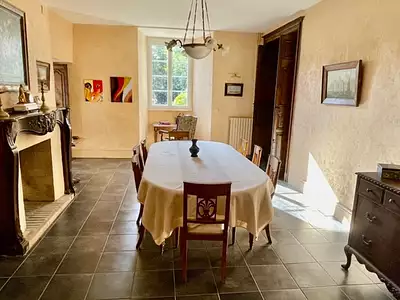Maison, 445 m²