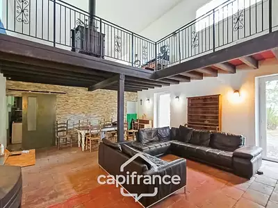 Maison, 330 m²