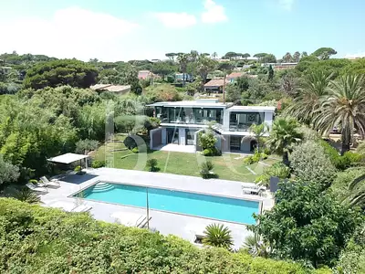 Maison, 250 m²