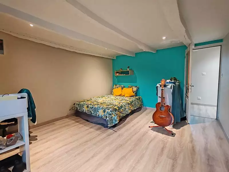 Maison, 166 m²