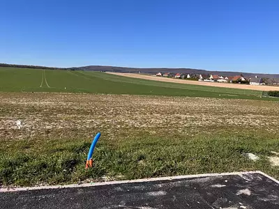 Terrain, 838 m²