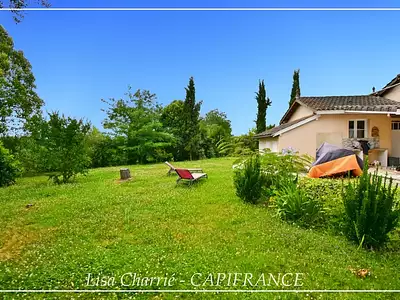 Maison, 295 m²