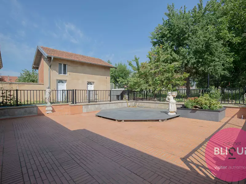 Maison, 236 m²