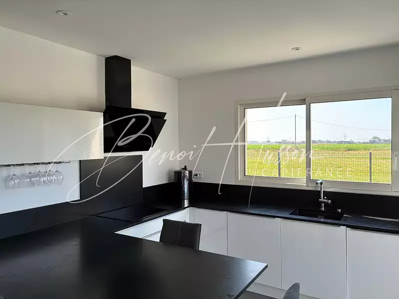 Maison, 102 m²