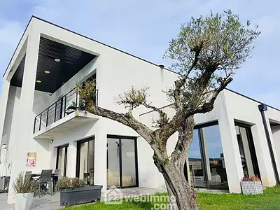 Maison, 165 m²