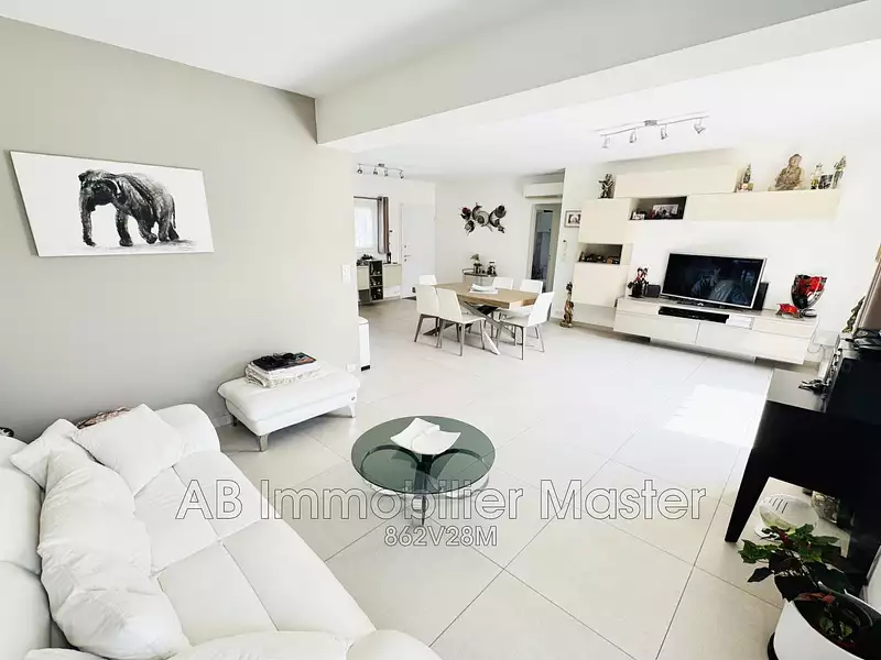 Maison, 104 m²