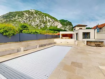 Maison, 1 000 m²