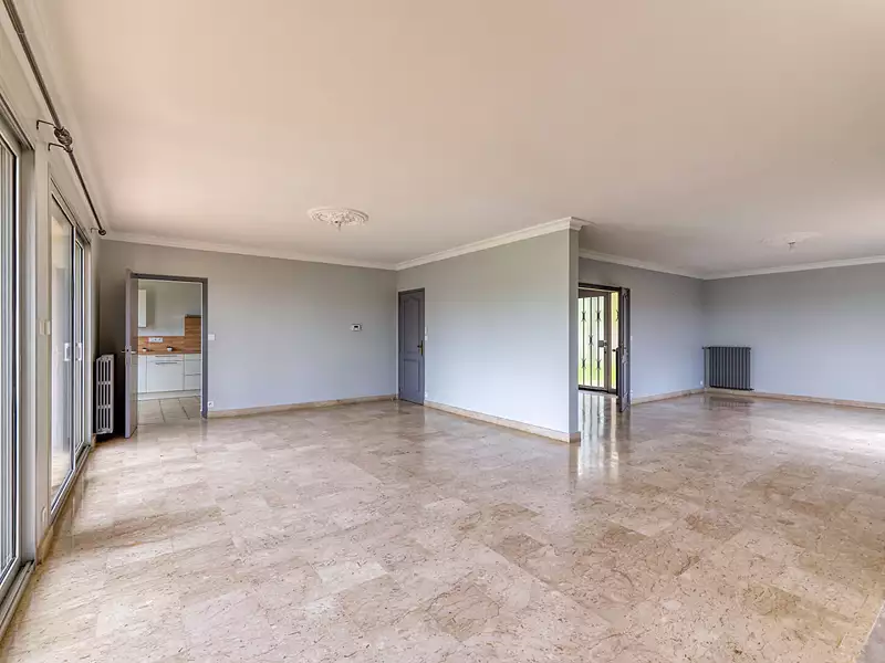 Maison, 232,5 m²