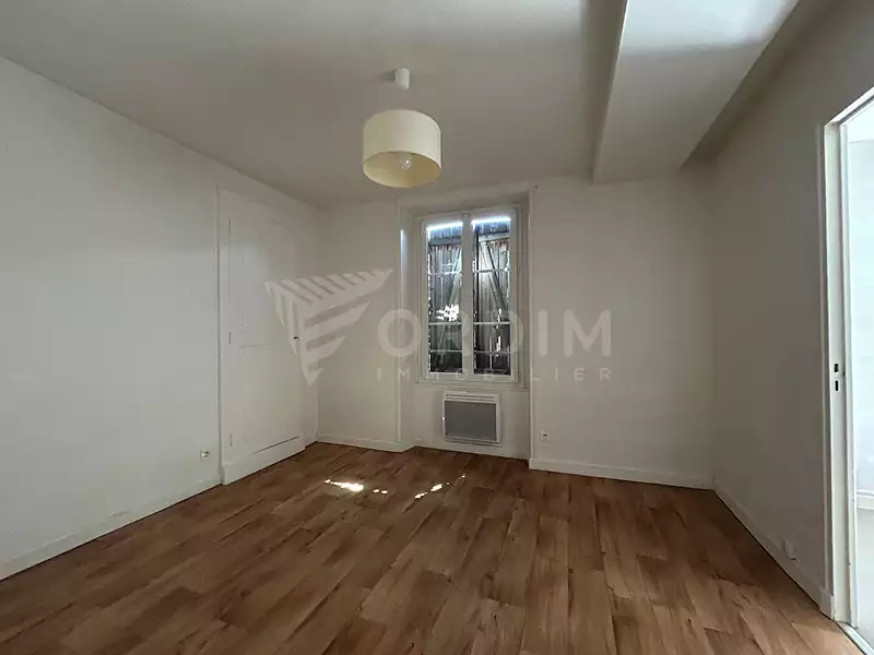 Immeuble, 282,67 m²