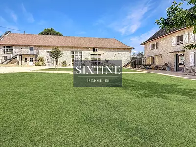 Maison, 692 m²