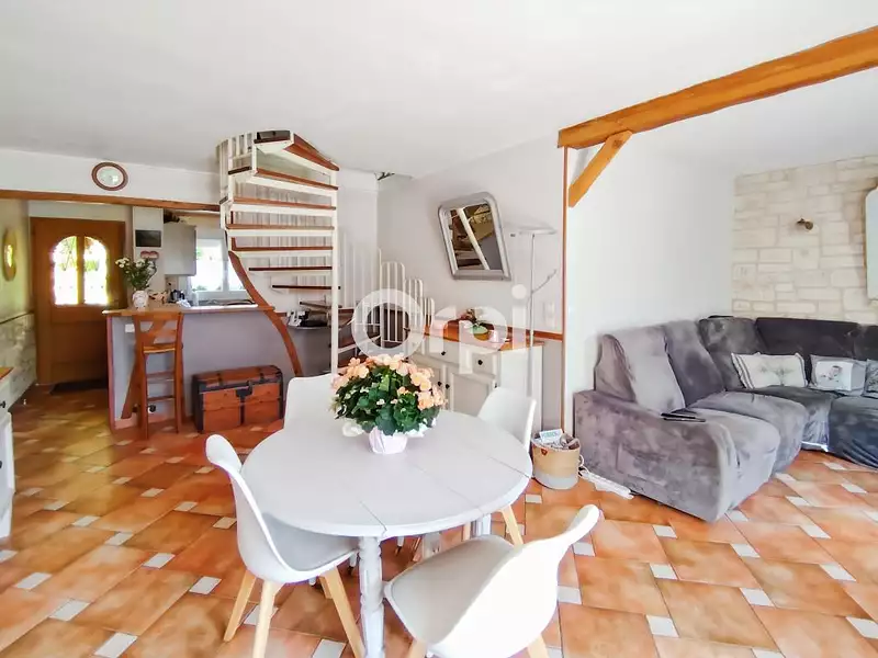 Maison, 84 m²