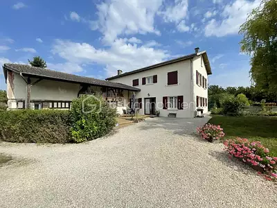 Maison, 275 m²
