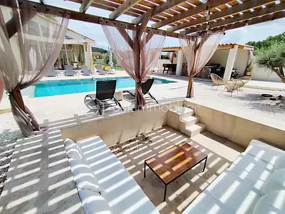 Maison, 219 m²