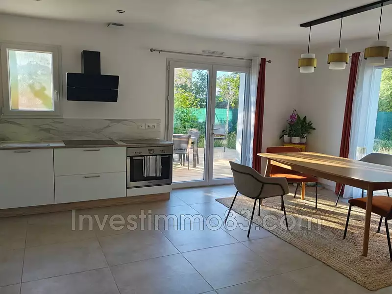 Maison, 120 m²