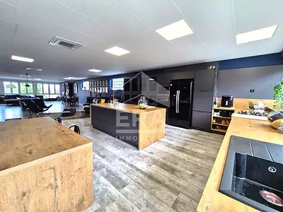 Maison, 297 m²