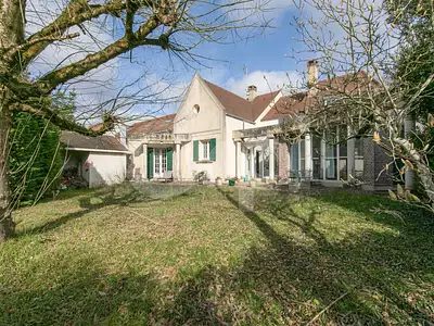 Maison, 199 m²