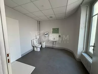 Maison, 1 142,1 m²