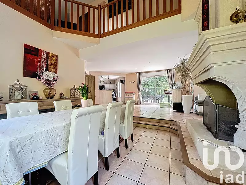 Maison, 227 m²