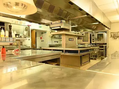 Maison, 850 m²