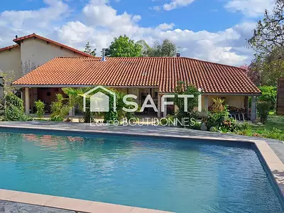 Maison, 263 m²