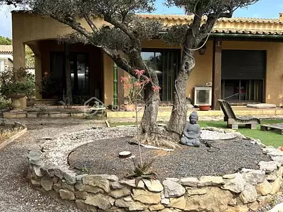 Maison, 164 m²