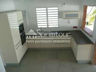 Maison, 285 m²
