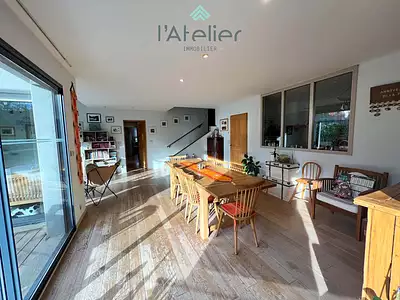 Maison, 221 m²