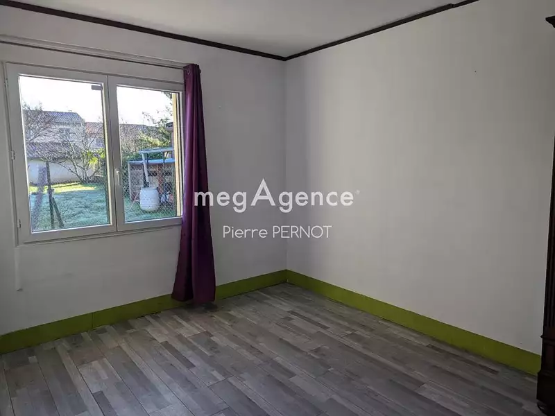 Maison, 77 m²