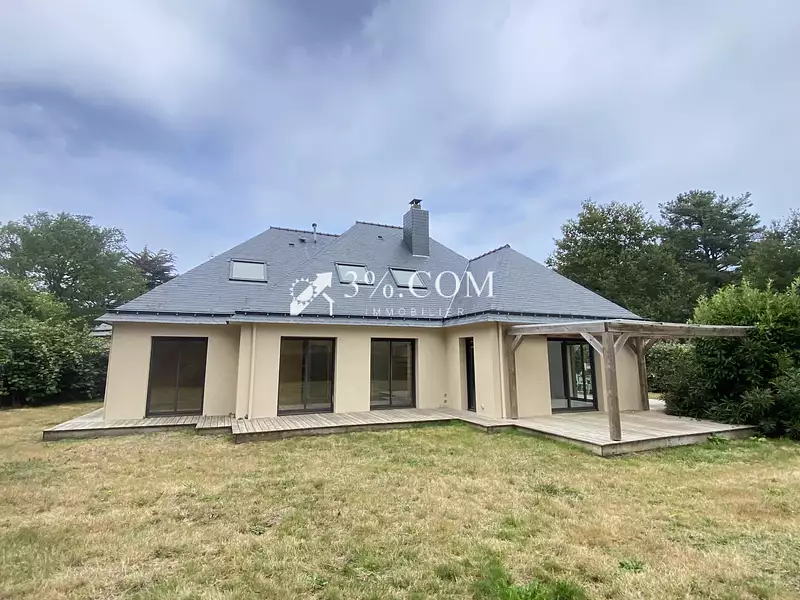Maison, 270 m²