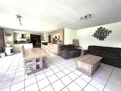 Maison, 165 m²