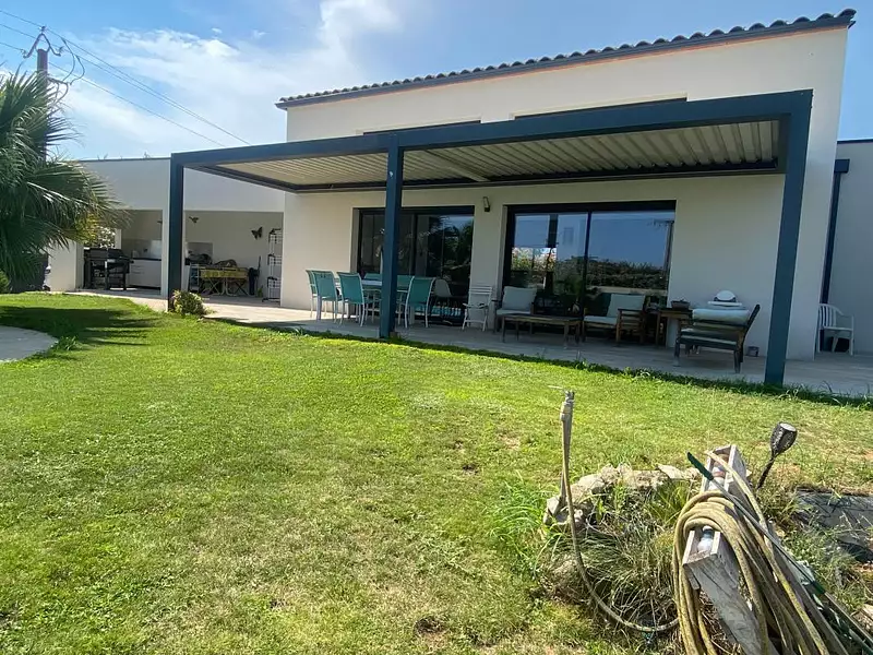 Maison, 215 m²