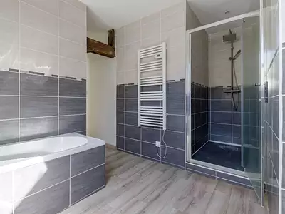 Maison, 195 m²
