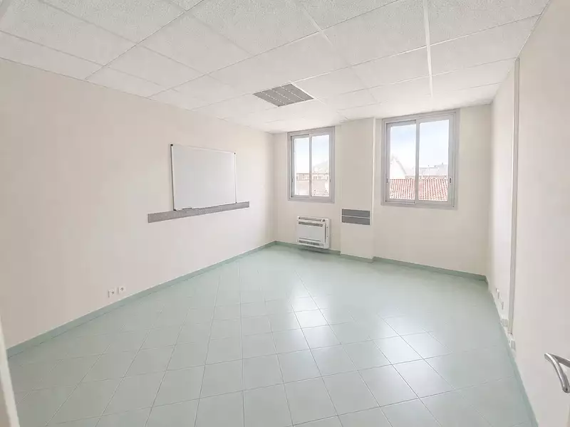Divers, 246,73 m²