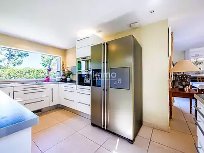 Maison, 200 m²