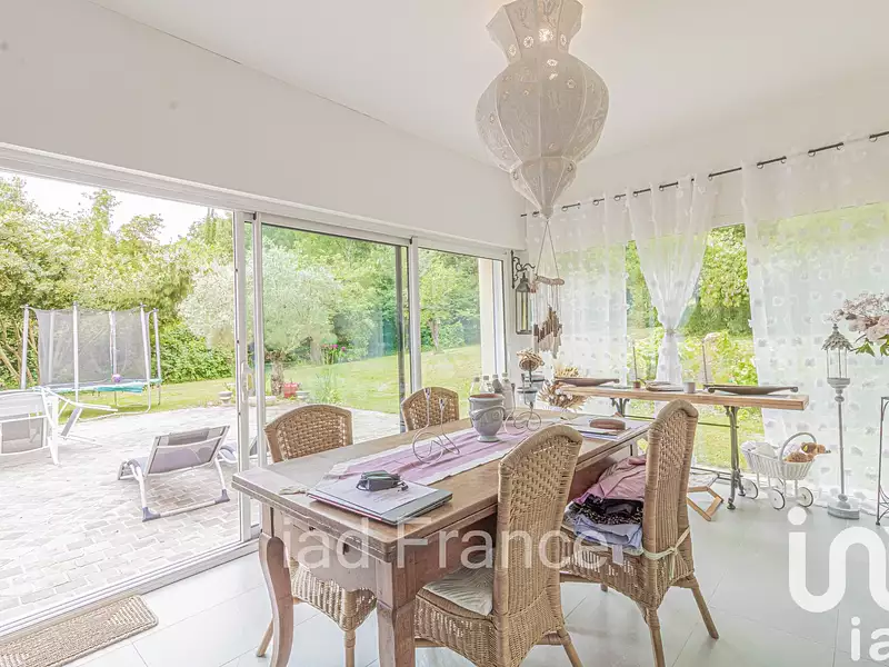 Maison, 270 m²