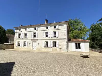 Maison, 232 m²
