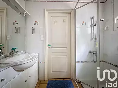 Maison, 239 m²