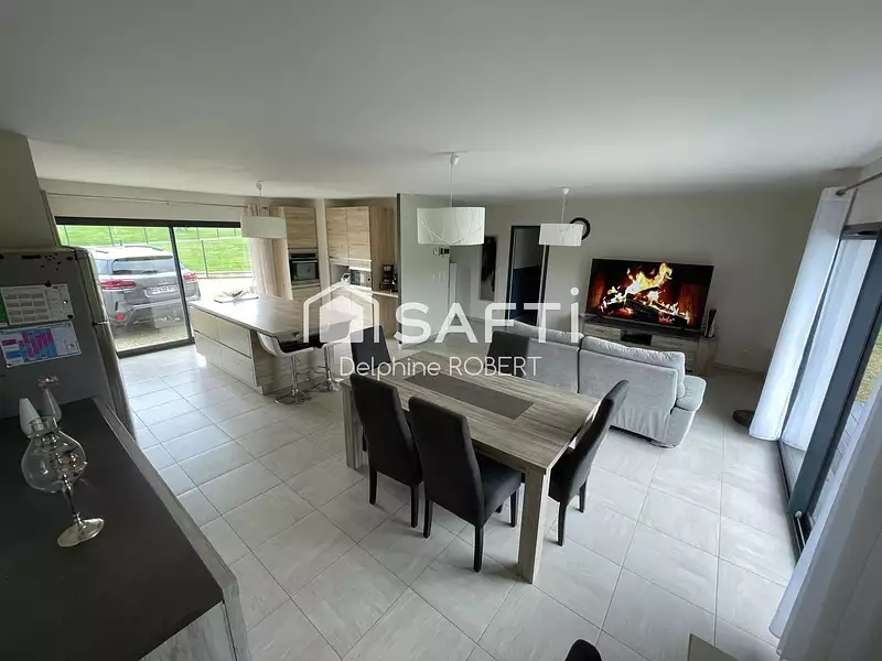 Maison, 112 m²